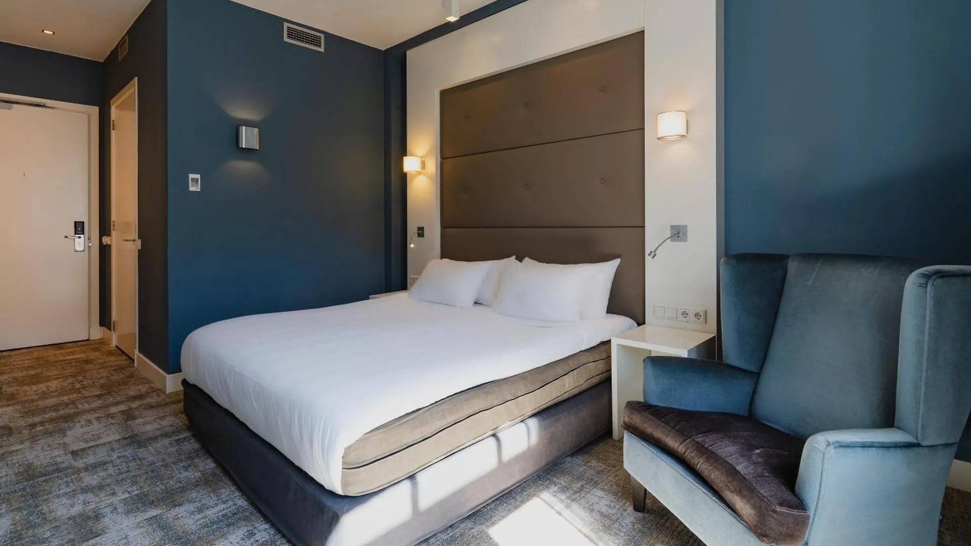 ****  Hotel Jl No76 Amsterdam Netherlands