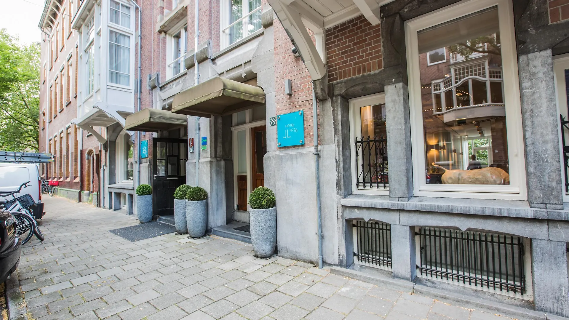 Hotel Jl No76 location